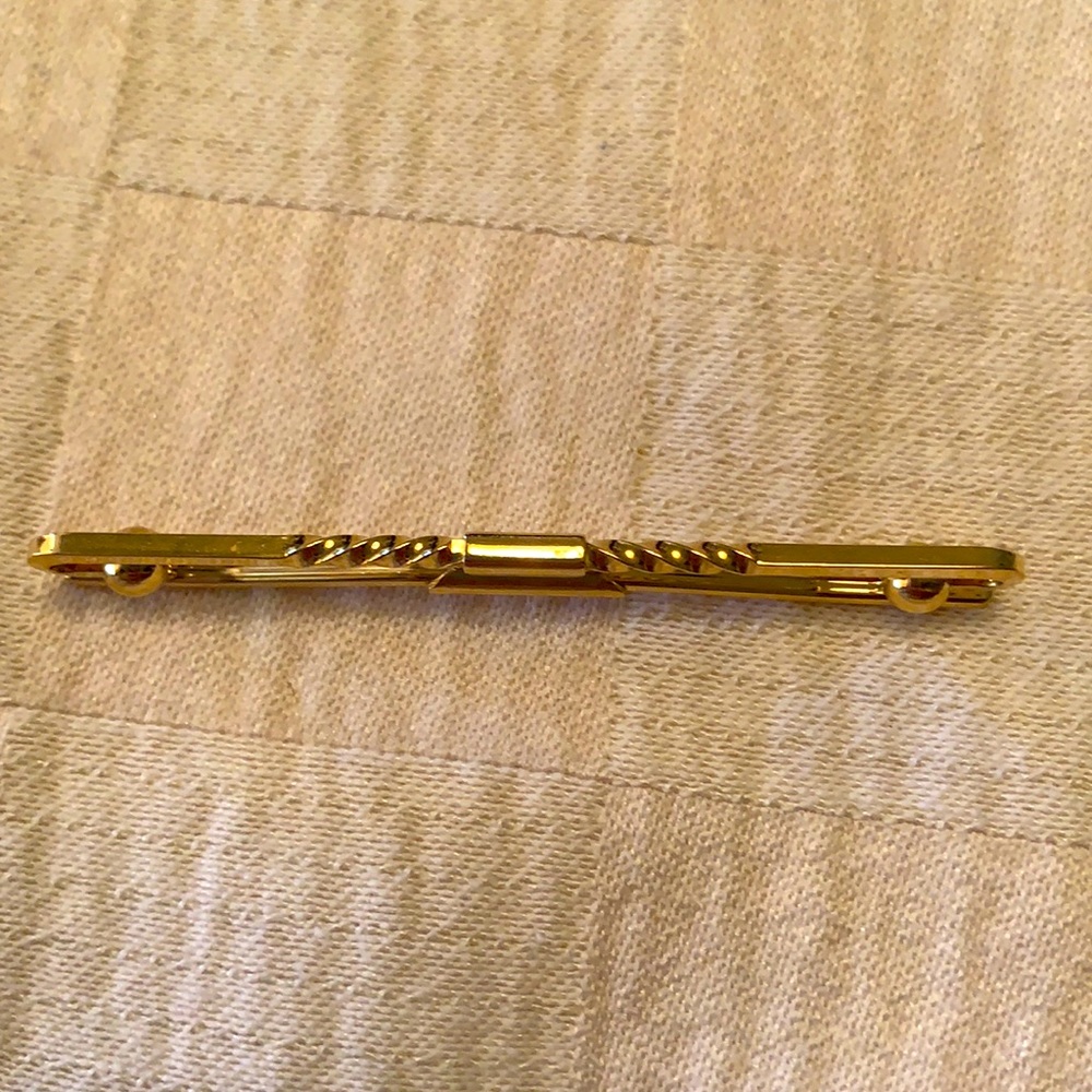 ⚜️🎉💫Host Pick‼️🎉PIERRE CARDIN Vintage tie-clip - Picture 3 of 3